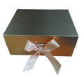 Caja Rectangular color dorado de  0 x  20 x 8 x 8 cm