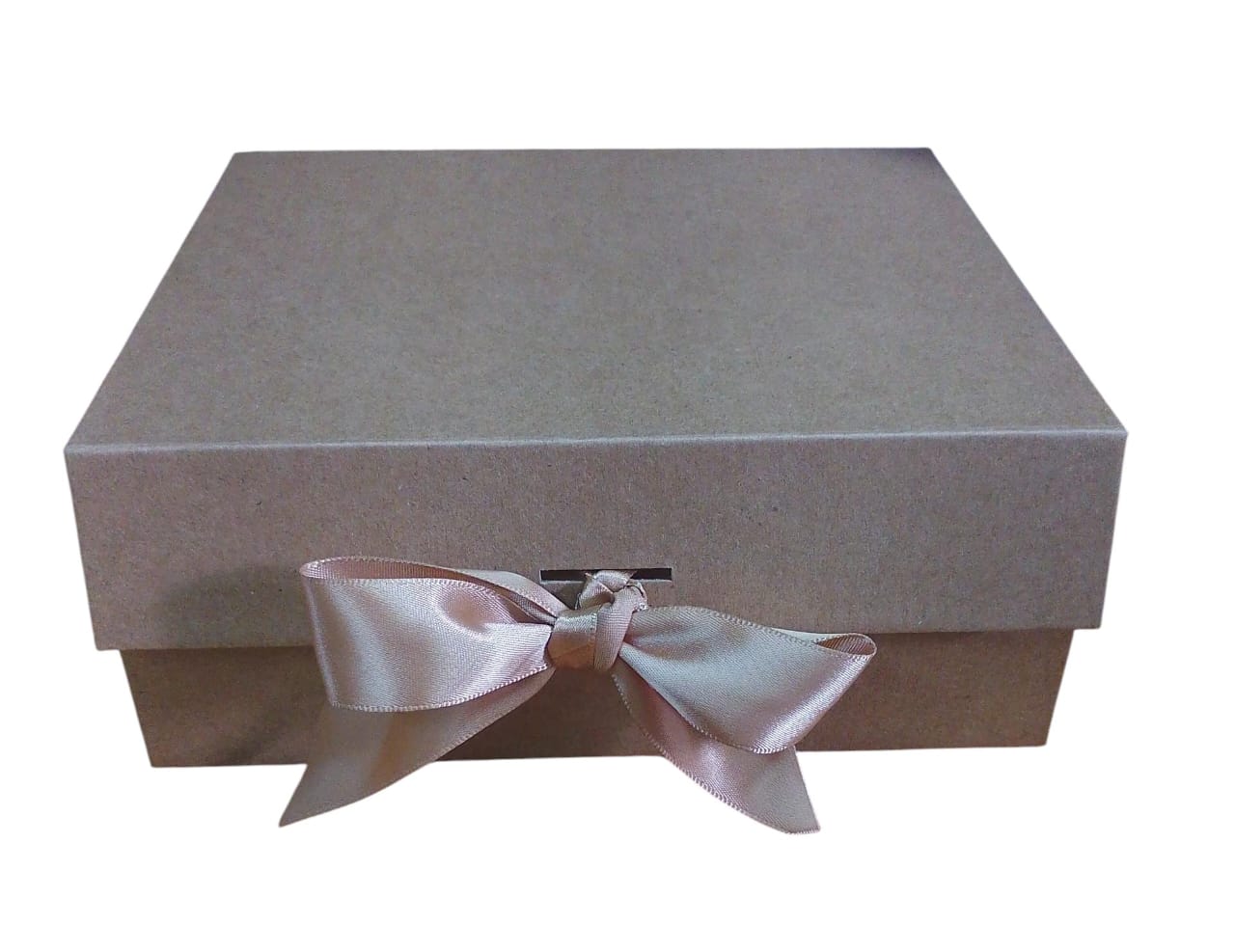 Caja Rectangular color marrón de  0 x  20 x 8 x 8 cm
