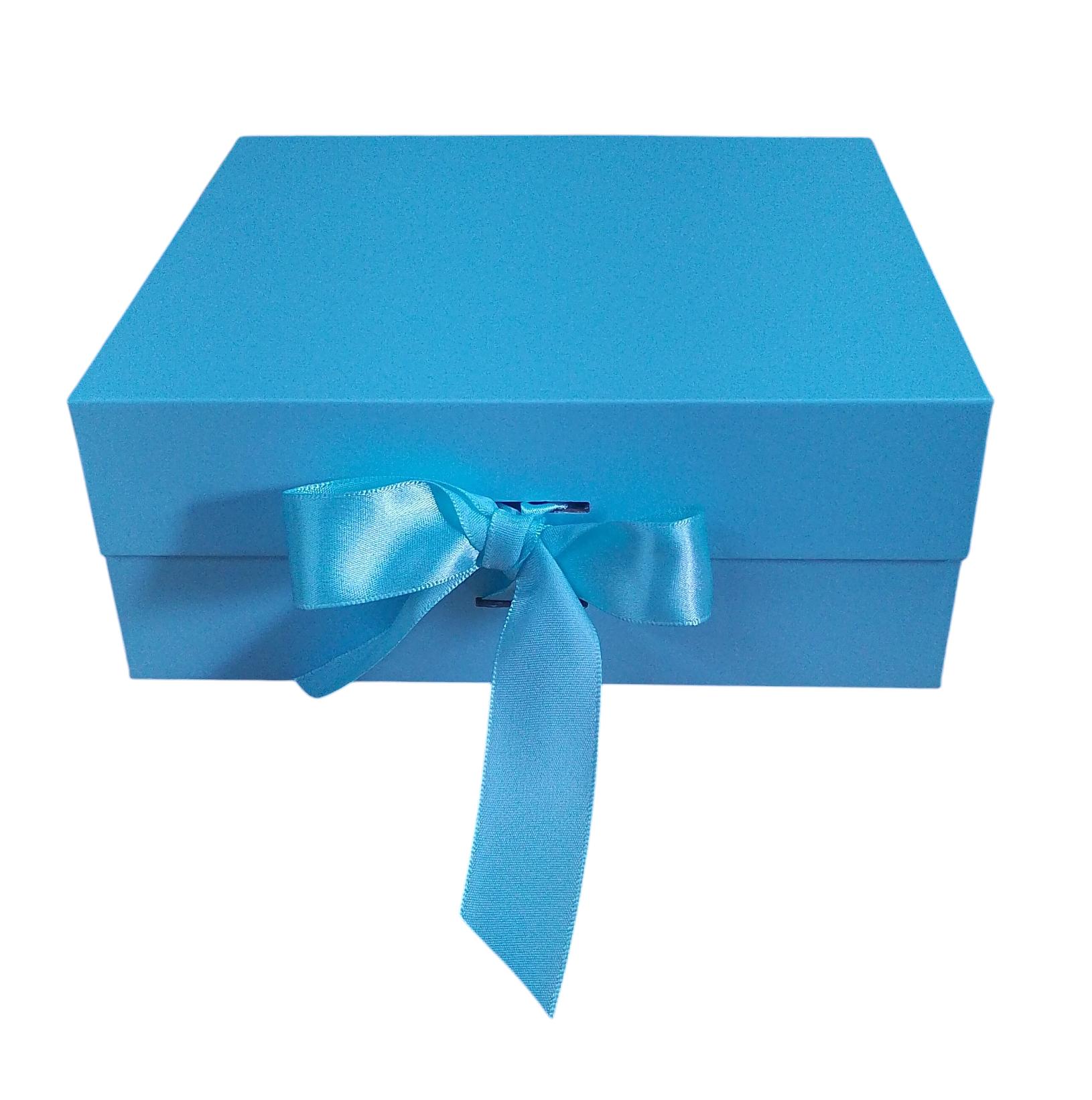 Caja Rectangular color azul de  0 x  20 x 8 x 8 cm