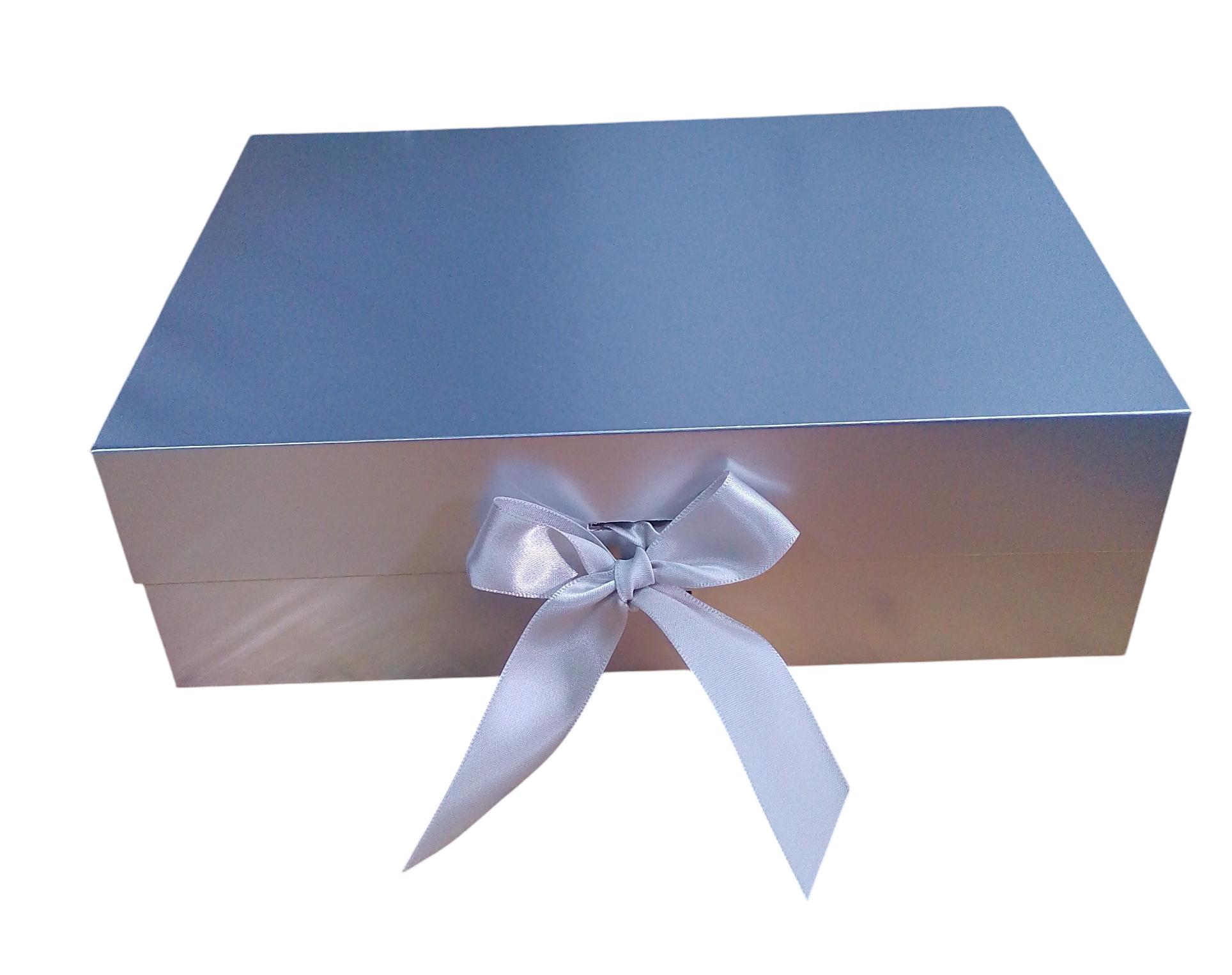 Caja Rectangular color plateado de  0 x  33 x 12 x 25 cm