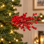 Imagen generada de una rama Cherry Mix insertada horizontalmente en un árbol de Navidad; árbol y luces no incluidos