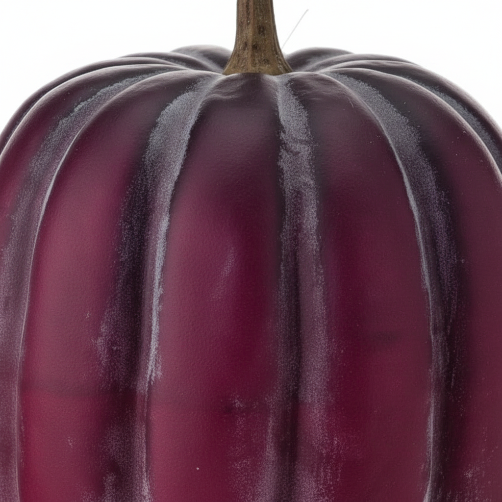 Zoom detalle calabaza decorativa látex vinotinto ciruela 20x24cm costillas profundas tallo ramificado asimétrico Halloween