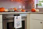 Decoración cocina Halloween con paño bordado Trick or Treat multicolor algodón blanco Caracas Venezuela