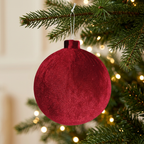 Bambalina plisada roja en tela velvet de 20 cm en un árbol de Navidad