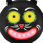 Zoom detalle macarrón colgante gato negro papel maché 30cm ojos amarillo-verdes bigotes blancos orejas Halloween